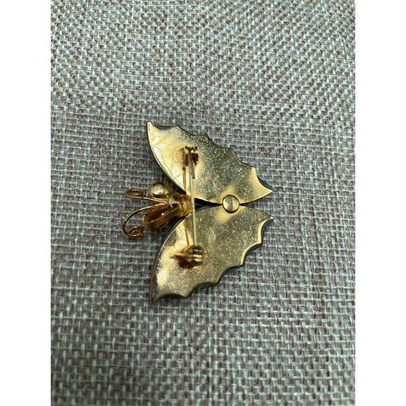 Vintage Carved Jade Butterfly Brooch Pin Gold Tone Pearl Accents - Picture 4 of 6